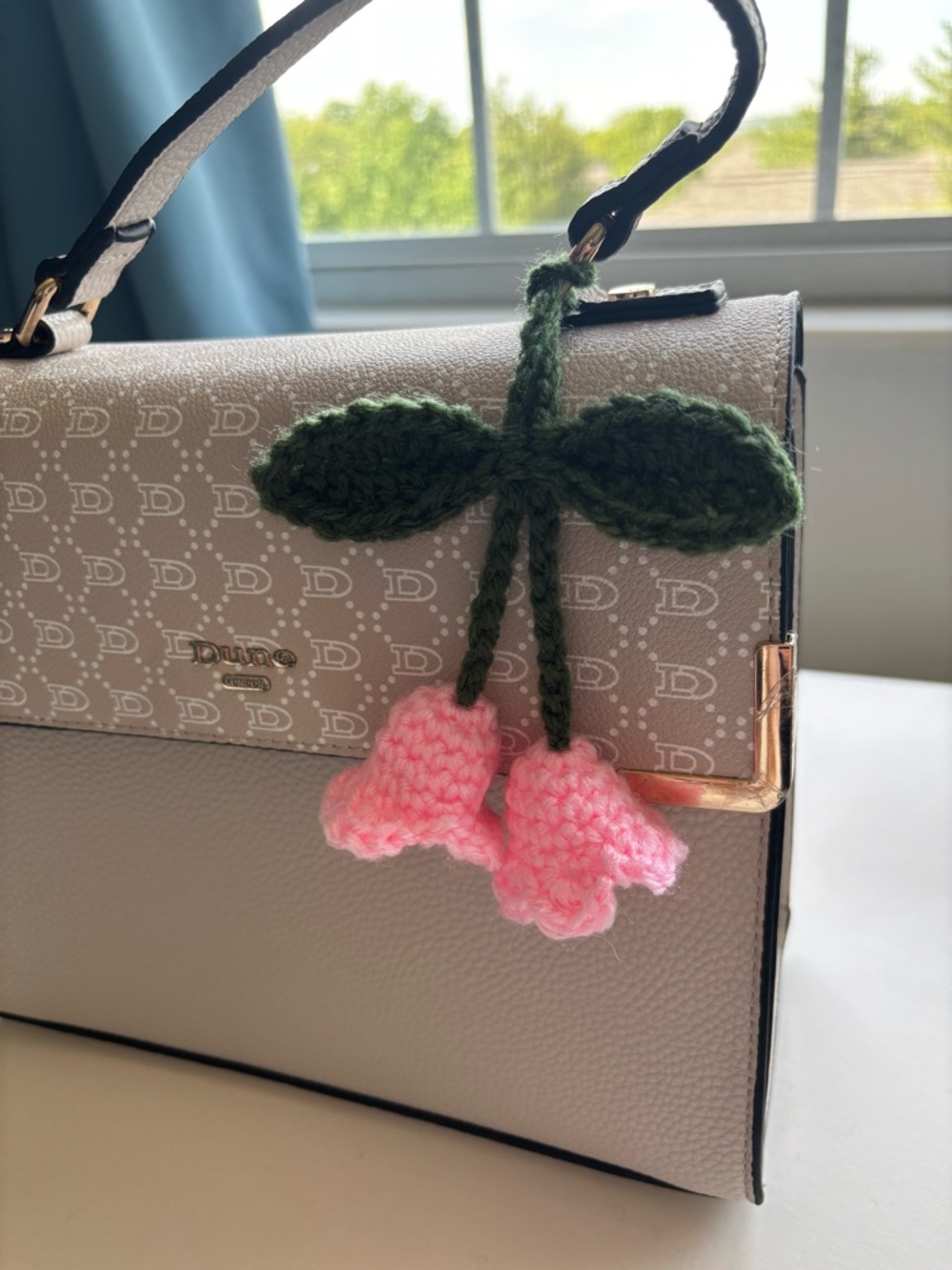 Pink Flower Charm - Picture 2 of 3